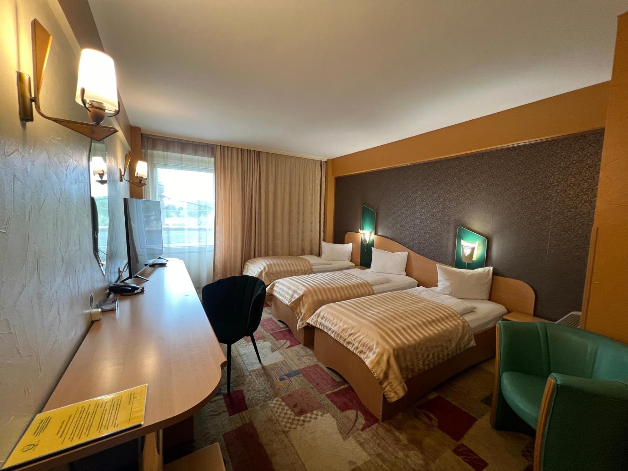 Ambassador Hotel Timisoara Room photo